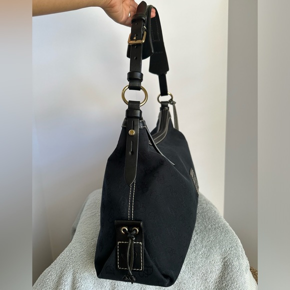 Dooney & Bourke Signature Fabric Canvas w/ Leather Trim Hobo Bag, Black, EUC - Picture 4 of 11